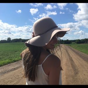 flowy beach sun hat